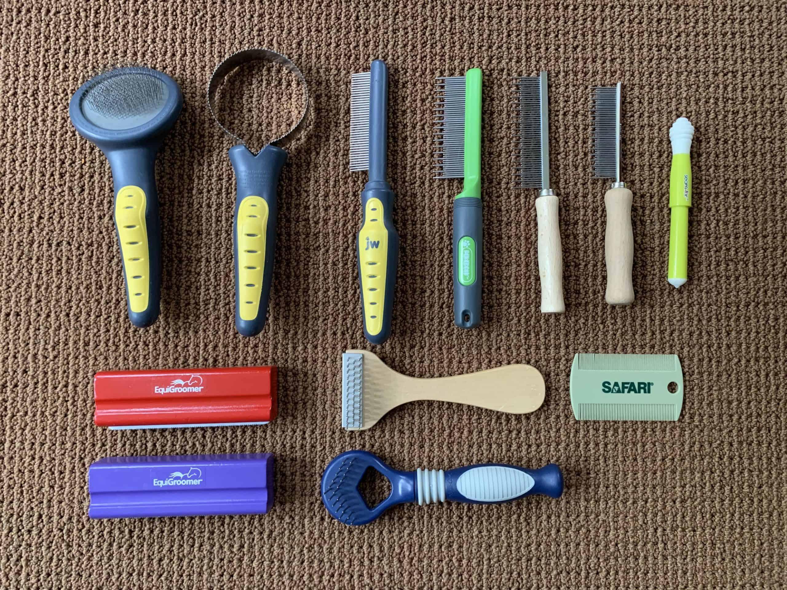cat grooming tools